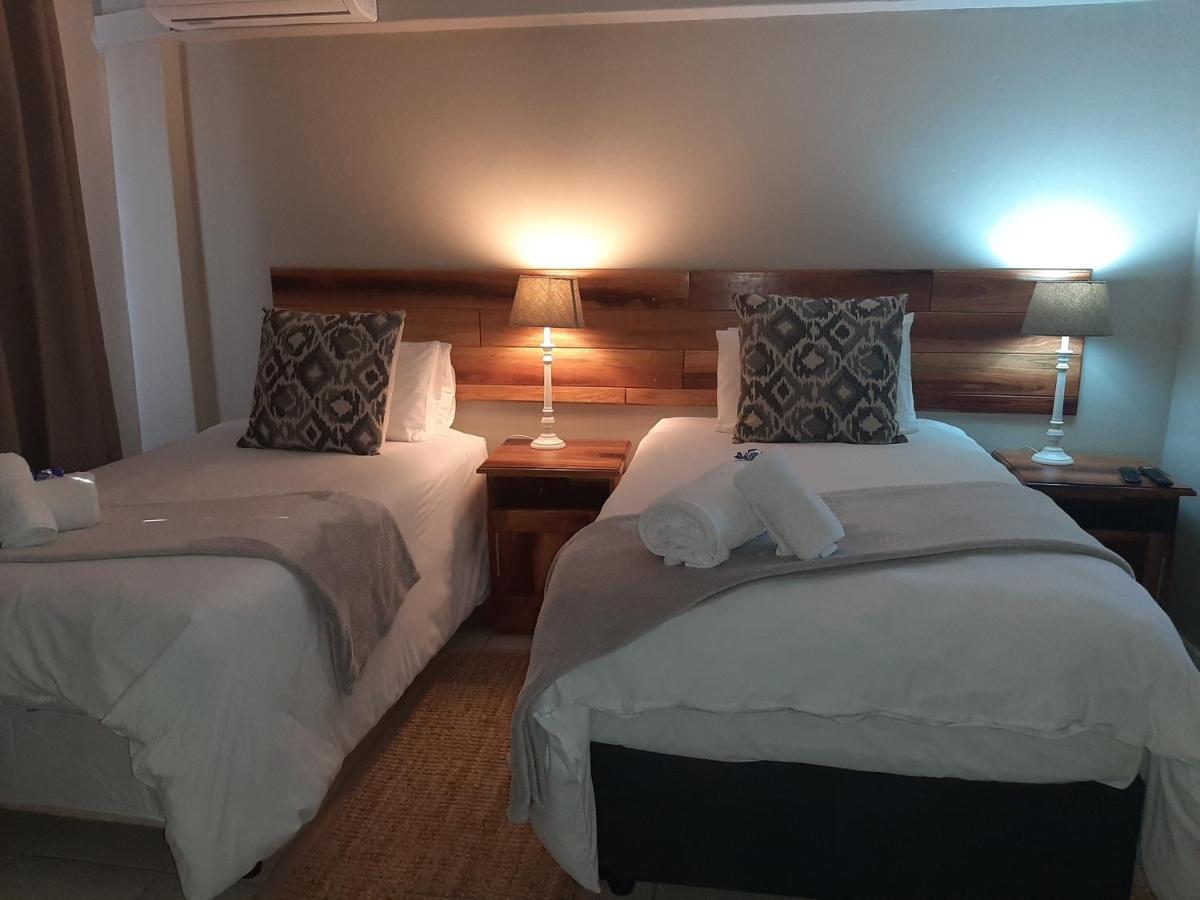 טזאנין St George'S Guest House מראה חיצוני תמונה