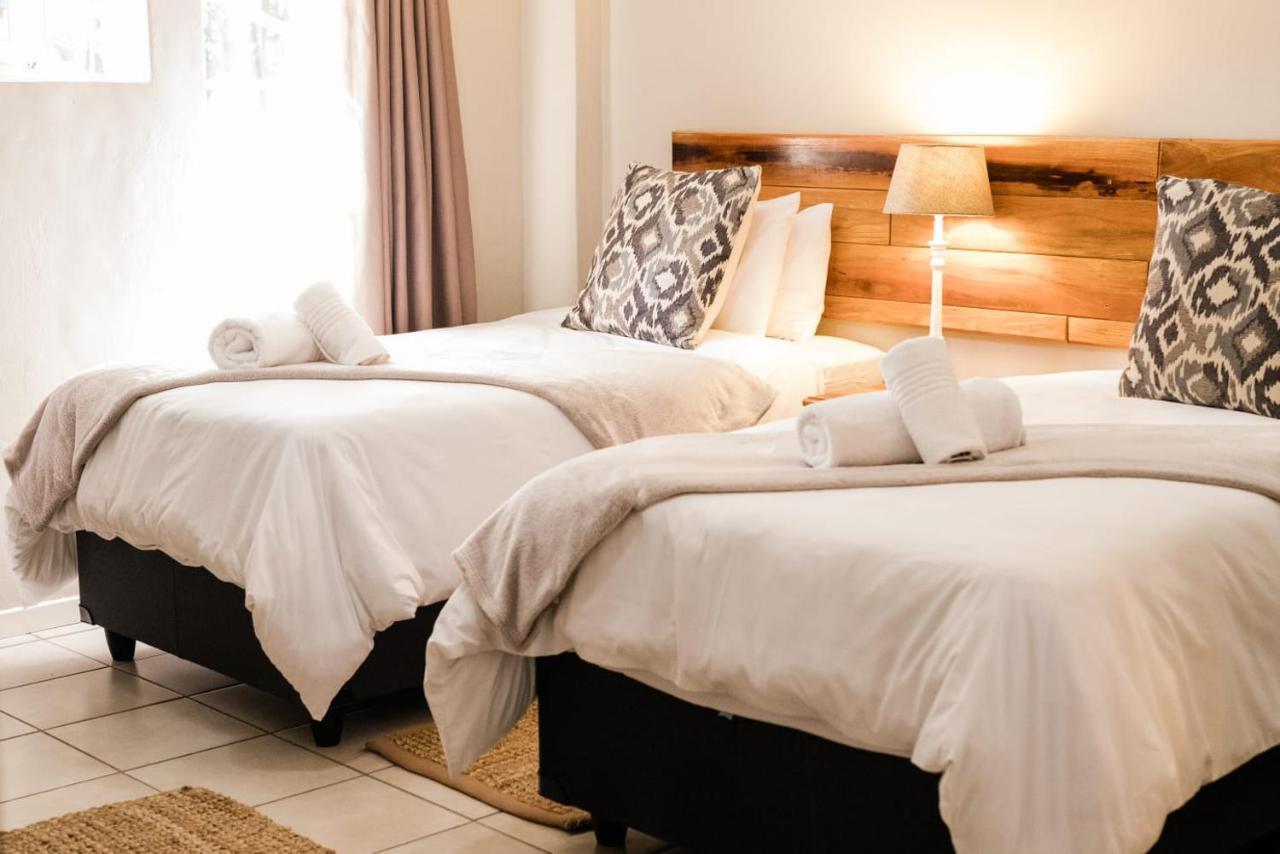טזאנין St George'S Guest House מראה חיצוני תמונה